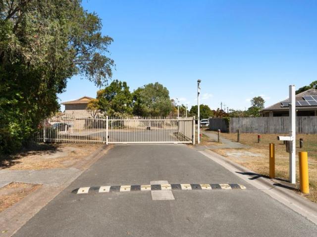 House for rent in Slacks Creek, Greater Brisbane