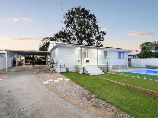 House for sale in Slacks Creek, Greater Brisbane