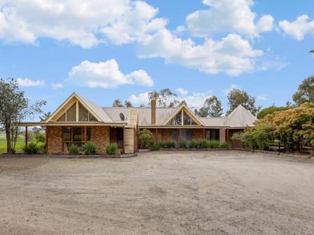 House for rent in Camerons Creek, Victoria