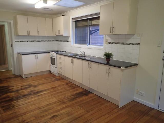 House for rent in Sunshine West, Melbourne