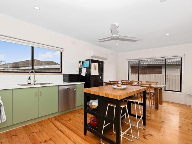 House for rent in Sunshine West, Melbourne