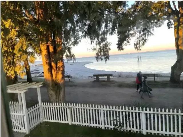 House for rent in Surrey, British Columbia