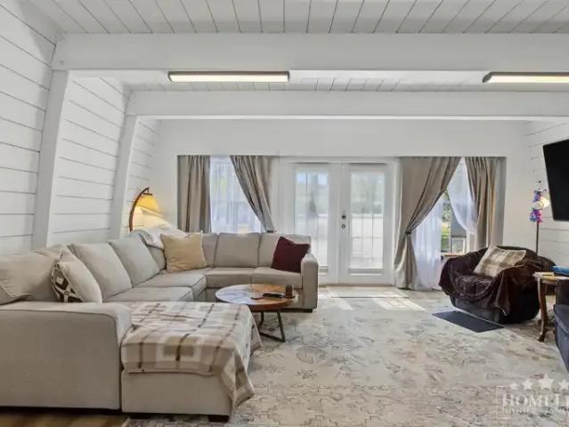House for rent in Surrey, British Columbia