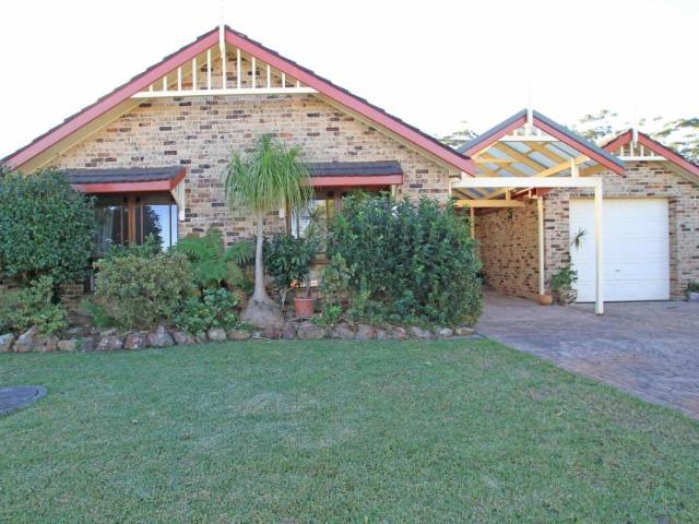House for sale in Sussex Inlet, New South Wales