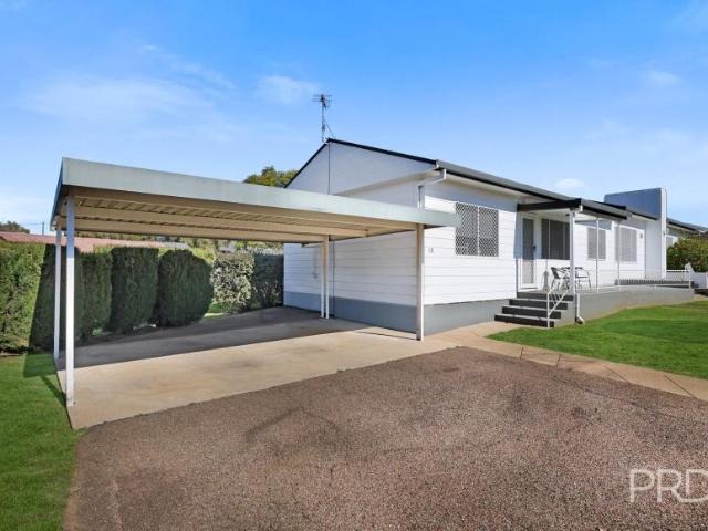 House for sale in South Tamworth, Tamworth
