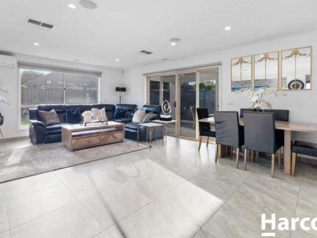 House for sale in Tarneit Gardens, Melbourne