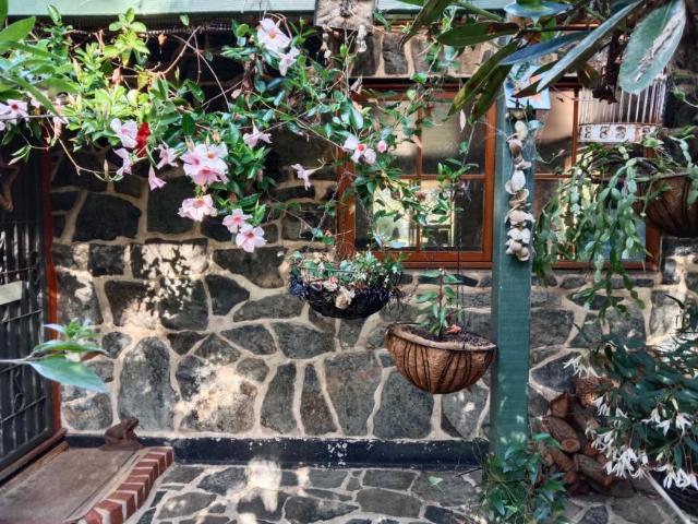 House for sale in Victoria