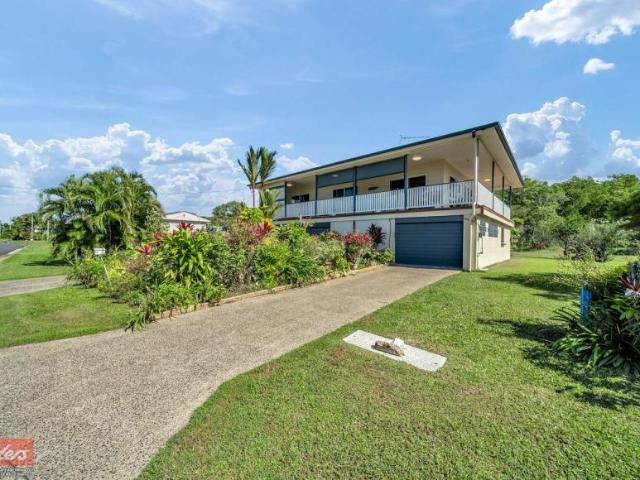 House for sale in Tully Heads