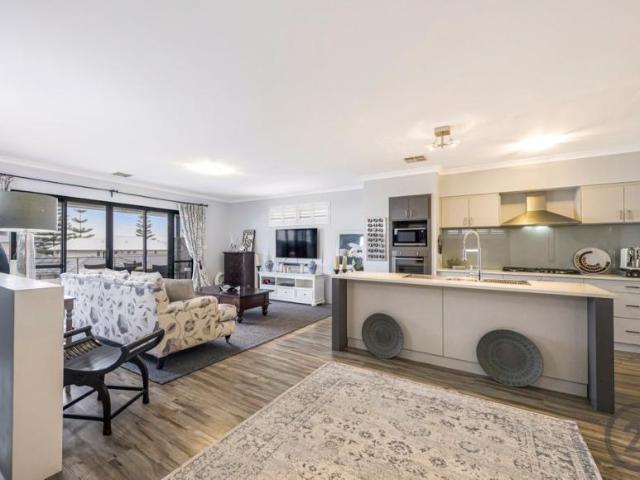 House for sale in Parklands, Western Australia