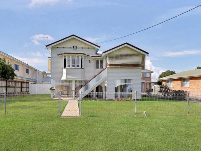 House for sale in Crediton, Queensland