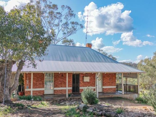 House for sale in West Toodyay, Shire Of Toodyay
