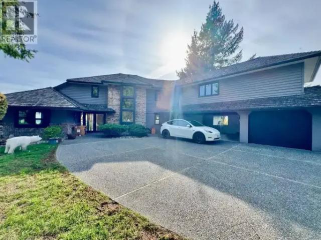House for rent in Sandy Cove, West Vancouver