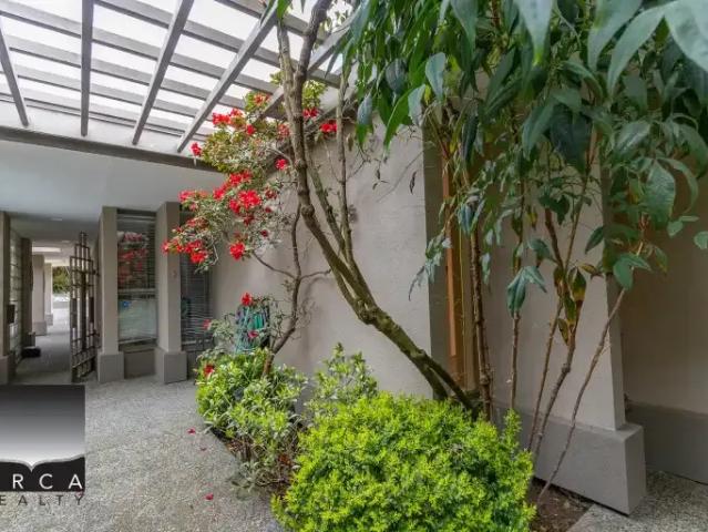 House for rent in Dundarave, West Vancouver