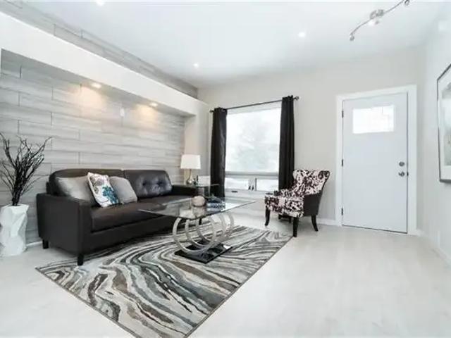 House for rent in East St. Paul, Manitoba