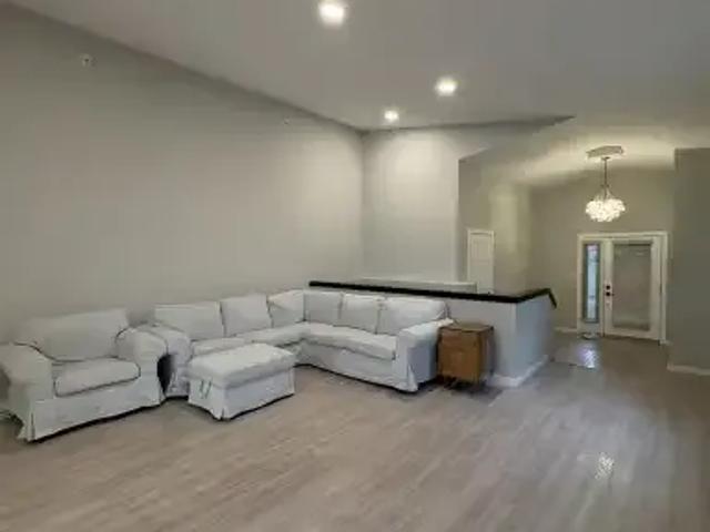 House for rent in East St. Paul, Manitoba
