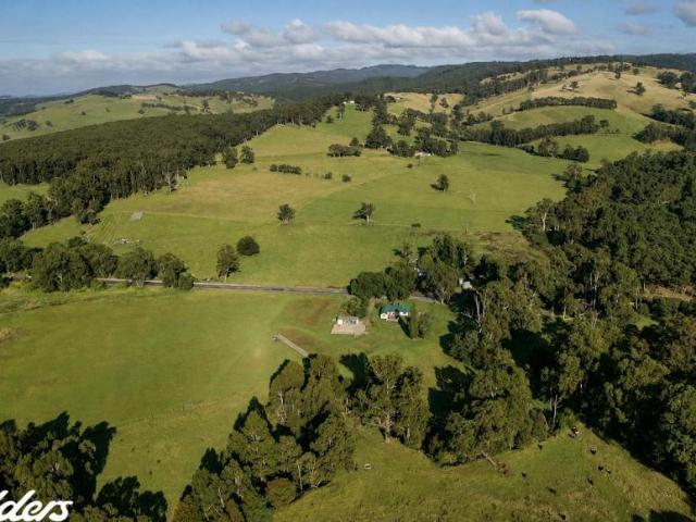 House for sale in Won Wron