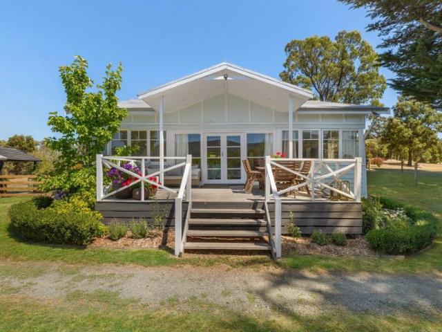 House for sale in Woodend, Victoria