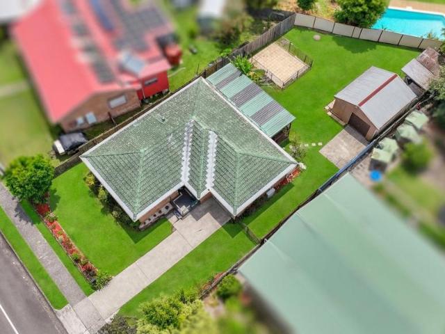 House for sale in Wyoming, Gosford