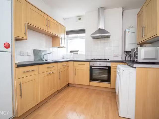 House for rent in Falcon Lodge, Wales