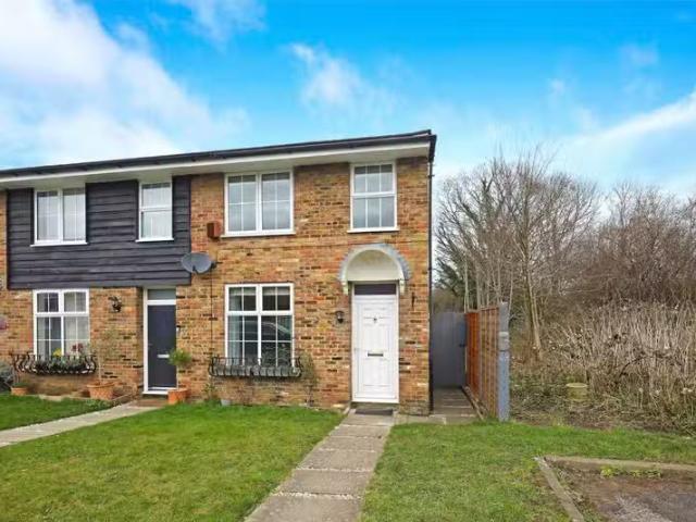 House for rent in Blackhills, Surrey