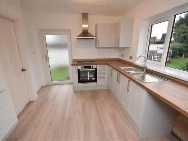 House for rent in Little Neston, West Vale