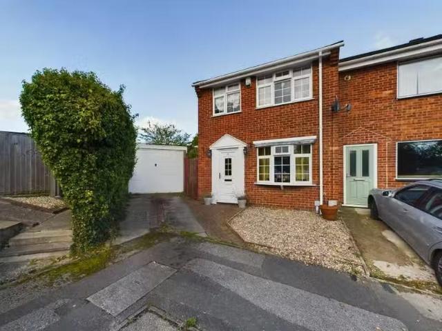 House for rent in Kedleston, East Midlands