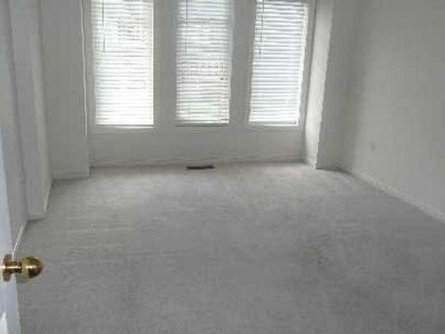 Room for rent in Georgina, Ontario
