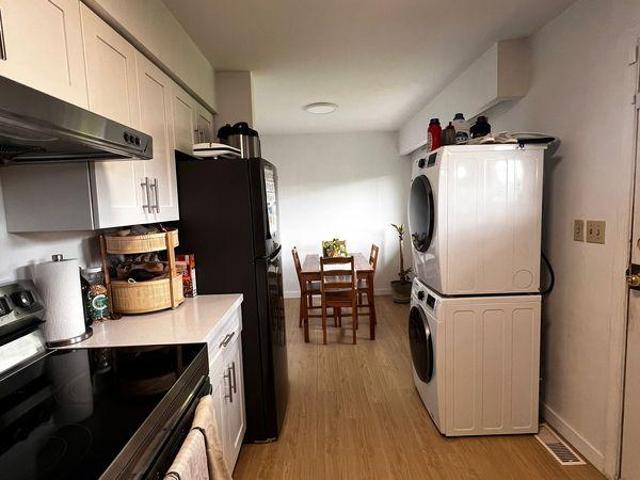 Room for rent in Burnaby, British Columbia