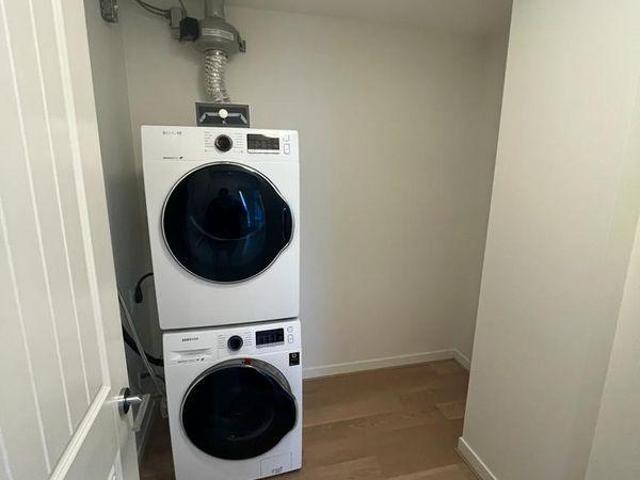 Room for rent in Calgary