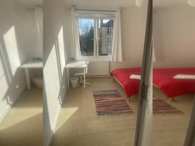 Room for rent in Craigmillar, Scotland