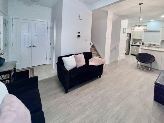 Room for rent in Edmonton