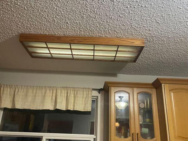 Room for rent in Wedgewood, Alberta
