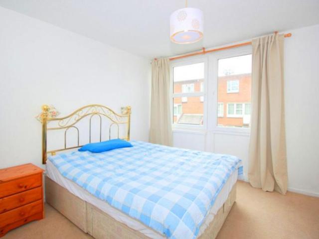 Room for rent in Barnsbury, Greater London
