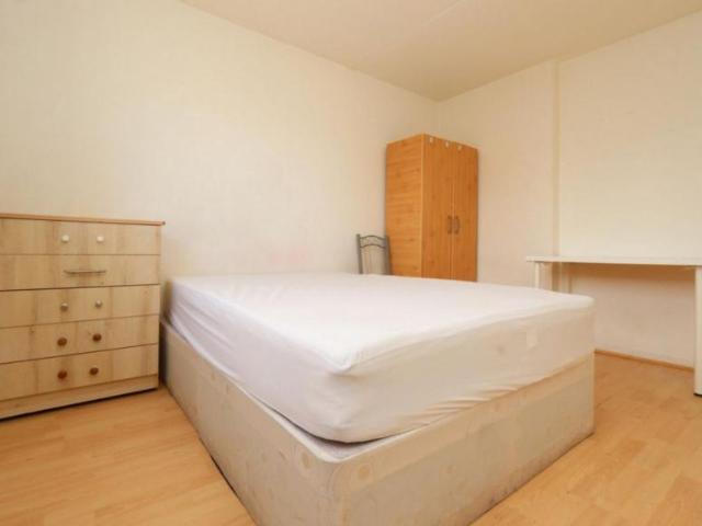 Room for rent in Plaistow, Greater London
