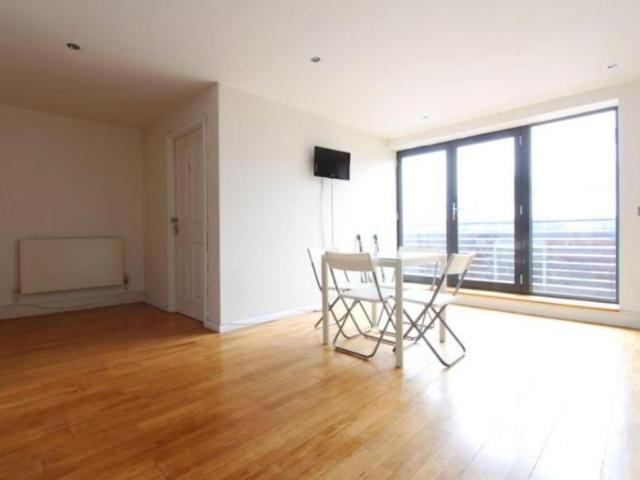 Room for rent in Limehouse, Greater London