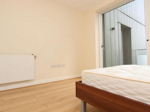 Room for rent in East Greenwich, Greater London