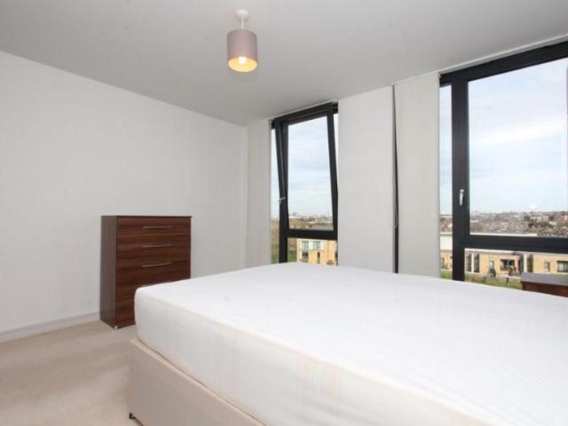 Room for rent in East Greenwich, Greater London