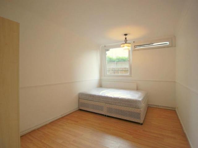 Room for rent in St. George in the East, Wapping