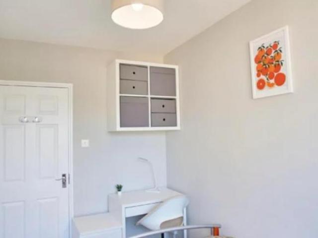 Room for rent in Old Ford, Bow