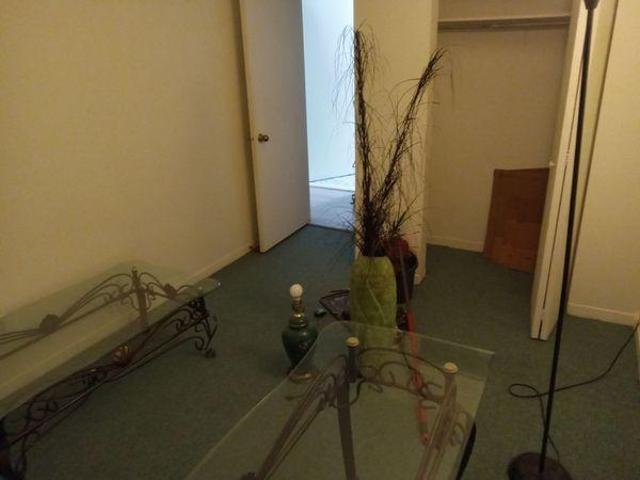 Room for rent in Longueuil, Quebec