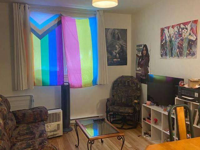 Room for rent in St. Leonard's, Quebec