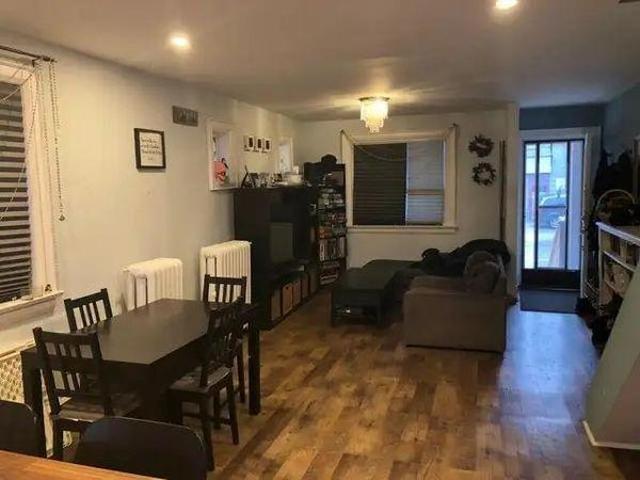 Room for rent in Toronto