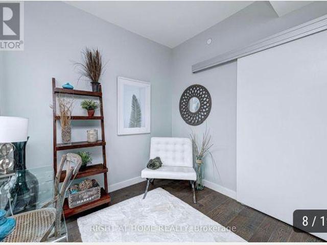 Room for rent in Woburn, Ontario