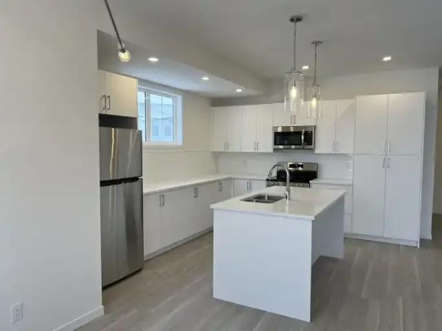 Townhouse for rent in Airdrie, Alberta