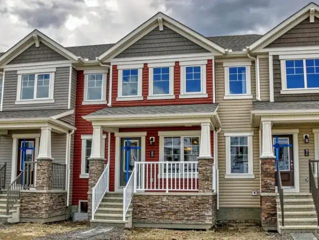 Townhouse for rent in Airdrie, Alberta