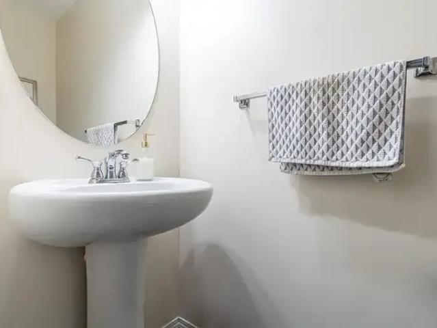 Townhouse for rent in Airdrie, Alberta