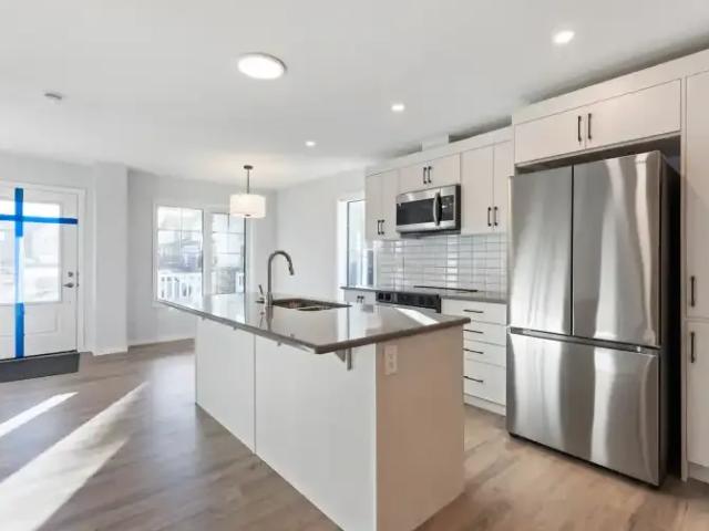 Townhouse for rent in Airdrie, Alberta
