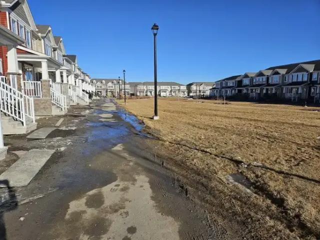 Townhouse for rent in Airdrie, Alberta