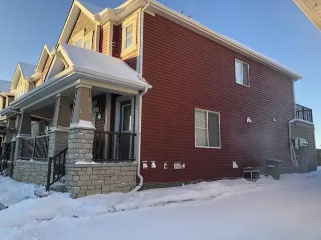 Townhouse for rent in Airdrie, Alberta
