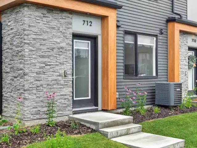 Townhouse for rent in Airdrie, Alberta